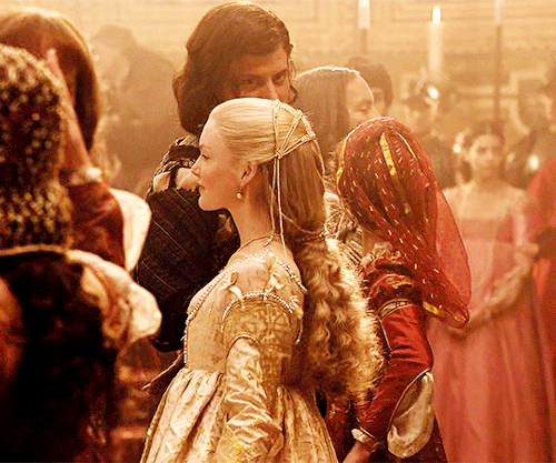 lucreceborgia:(ﾉ◕ヮ◕)ﾉ*:･ﾟ✧