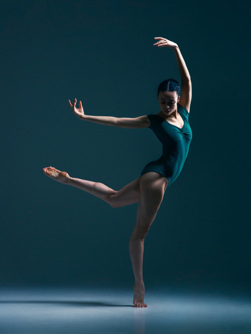 bikiniworldblog: Nikisha Fogo, Vienna State Ballet