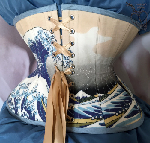 lovelyrats:Day of Corsets, Day 2: The Great Wave corset by Lovely Rat’s Corsetry