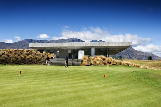 mehtapty:   Patterson Associates designed the Michael Hill Clubhouse in Arrowtown,