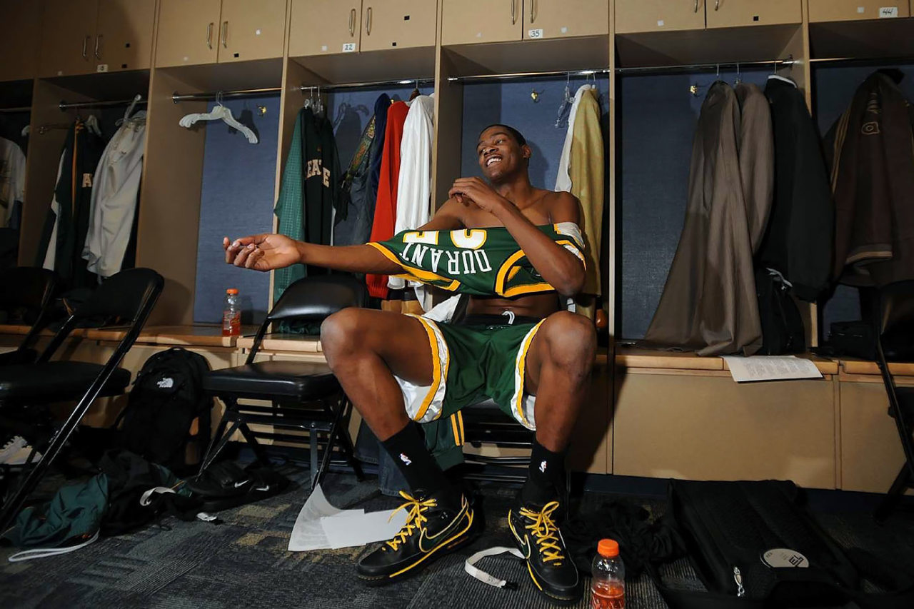 Kevin Durant: Rookie of the Year with Seattle SuperSonics photos