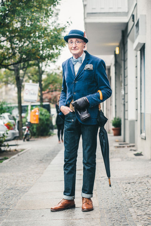 boredpanda: 104-Year-Young Grandpa Has More Style Than You (And Less Years Than Internet Says)