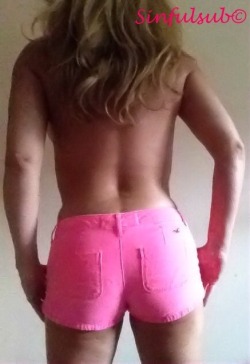 Sinfulsub:  Hot Pink Hot Pants