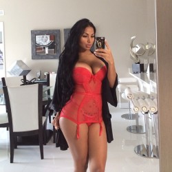 thefinestbitches:  Dolly Castro 