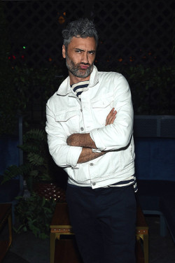 observantistic:Taika Waititi The Cinema Society’s Screening Of Marvel Studios’ “Thor: Ragnarok” at Magic Hour Rooftop Bar &amp; Lounge in New York City October 30, 2017 