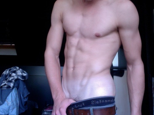 livinglifewithderek:  http://livinglifewithderek.tumblr.com/