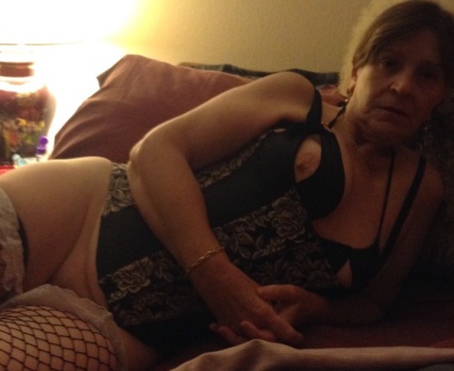 justmymomoedipal: My REAL Mom!