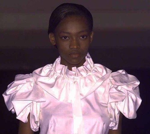 oluchi @ bernhard wilhelm fw01