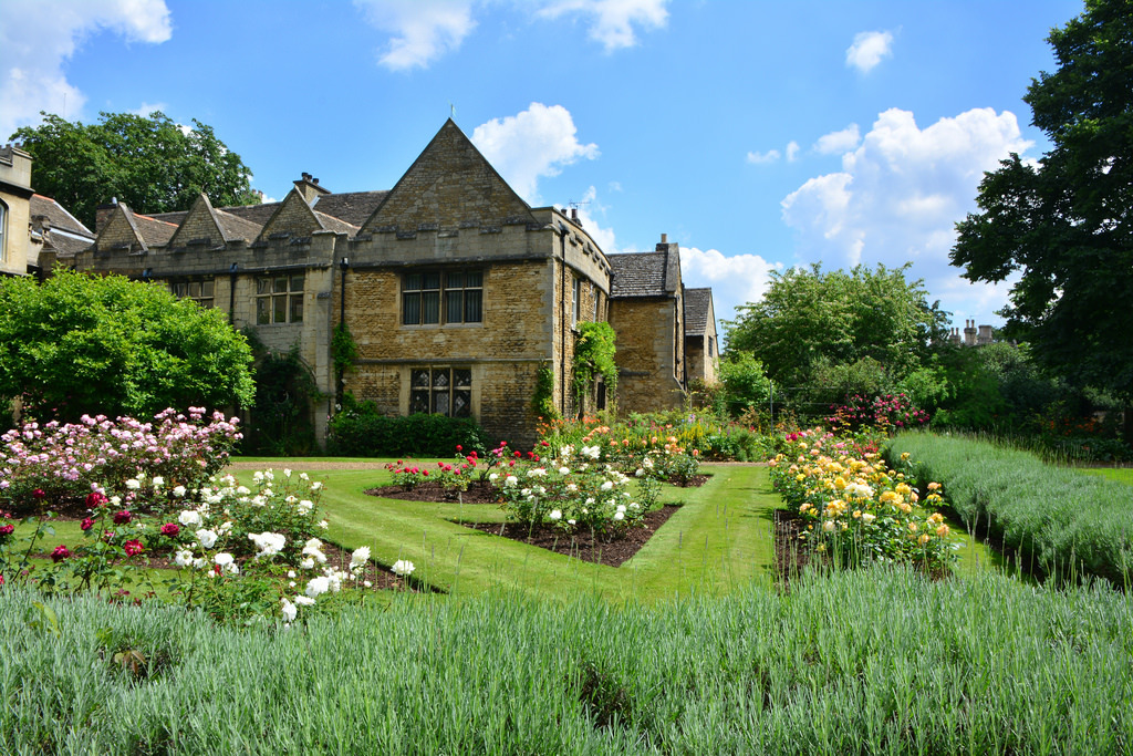 ohmybritain:  Bishop’s Garden, Fengate, Cambridgeshire by uplandsgeoff on Flickr.