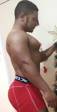 adictoalosculones:  Rico y delicioso el puto de Álvaro (delicious body Álvaro)😲😳😍😈🍑👅🍆💦
