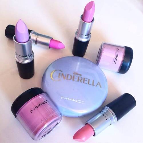 breakfastatt-chanel:  msmakeupaddict:  Ms. Makeup Addict  breakfastatt-chanelbreakfastatt-chanel.tumblr.com