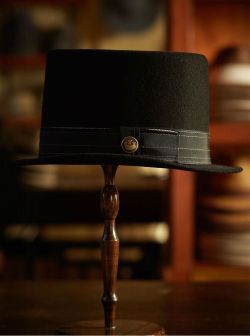 gentlemansessentials:   Hats  Gentleman’s