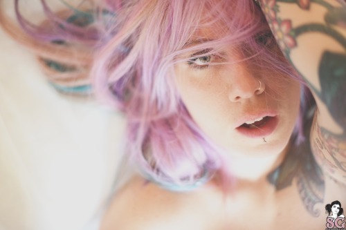 mydumpingspot-girls:  Destiny_ Suicide