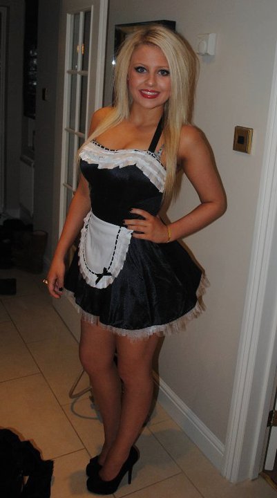 mysexualpassi0n:Oldie but, halloween!This little dummy used to be slim and brunette and never wear m