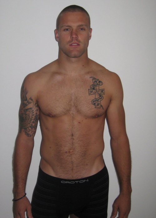 rhiordan:  Unshaven Nick Youngquest times three 