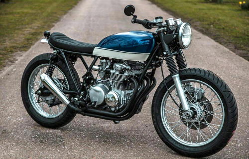 XXX caferacerpasion:  Honda CB550 Cafe Racer photo