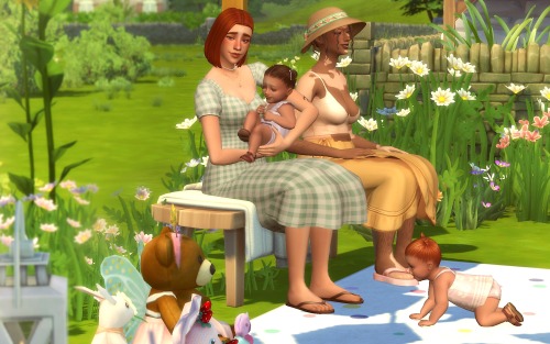 The Twins Had A Wonderful Hotdog & Honey-Cake Birthday Party On The Farm
