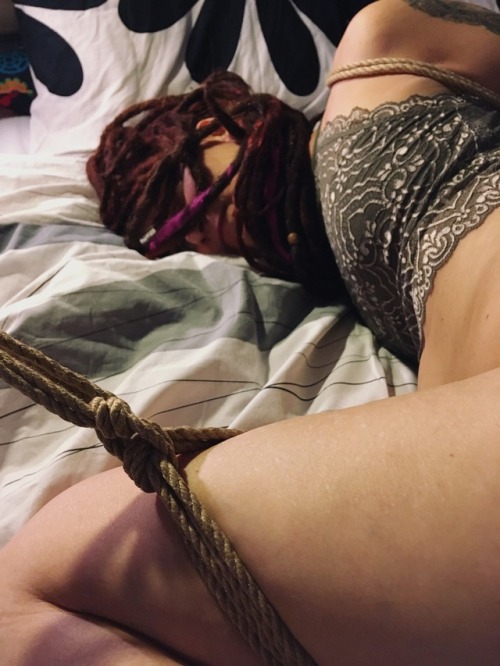 patfosterinropes:Intimity  Rope bunny @isharagabri Rigger me