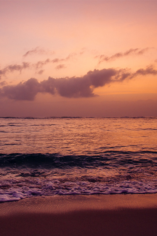 italian-luxury:Coastal sunrise by Steven Kitoto