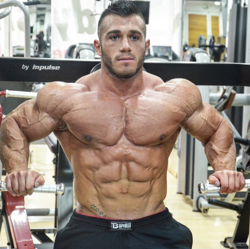 roidedmusclebullswithemptyposers:  wrestlehead: musclehotguys: Giwrgos Matrakos Giorgos