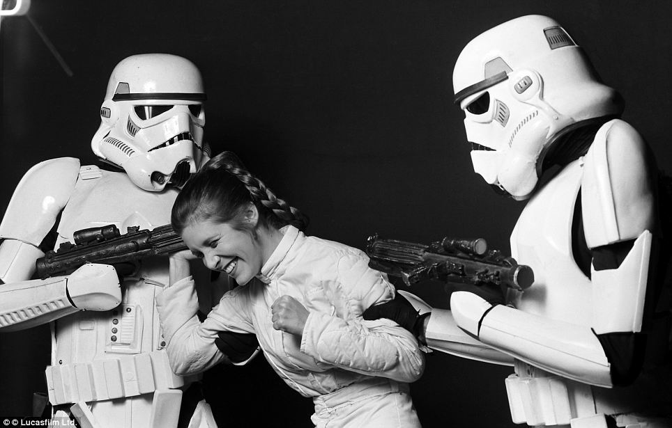 gameraboy:  Some behind the scenes photos from the Star Wars movies, released by