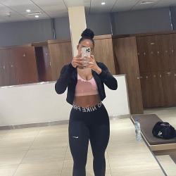 fitnesskingsandqueens:IG @itscherryjones