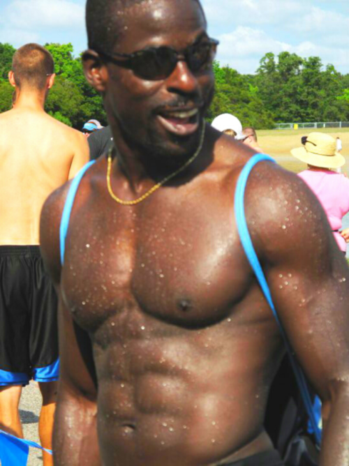 lamarworld:Sterling K. Brown body & booty