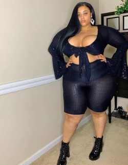 Porn blackandcurvy: photos