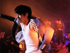 :  Sungyeol no speak americano. 