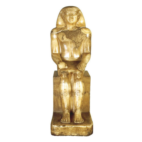 Seated Statue of PediamenopetIn this statue, the official Pediamenopet is seated on a cube-shaped se