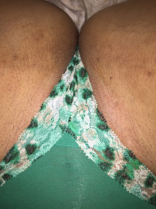jay-and-adrian:  Spreading my legs and my lips for you. Look at that tight pink pussy 💕