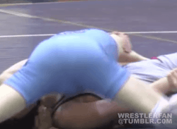 wrestlingwithdesire:  I wouldn’t mind getting pinned like this!