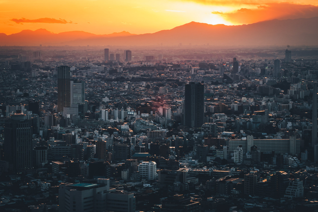 takashiyasui:  Tokyo sunset