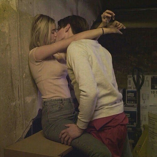 Boy And Girl Kissing Tumblr