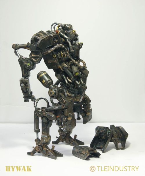 Mech by Tle.industry.More robots here.