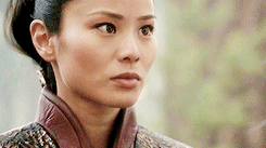 reginaoflocksley:  once upon a time, a man said: “hide your pain, and find strength
