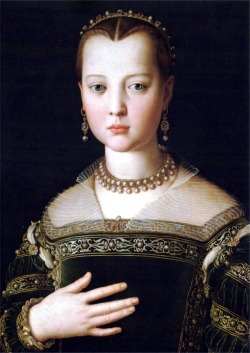v-ersacrum:  Bronzino, Portrait of Maria de Medici, 1551 