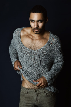 handsomemales:  lonnie white by deon jackson
