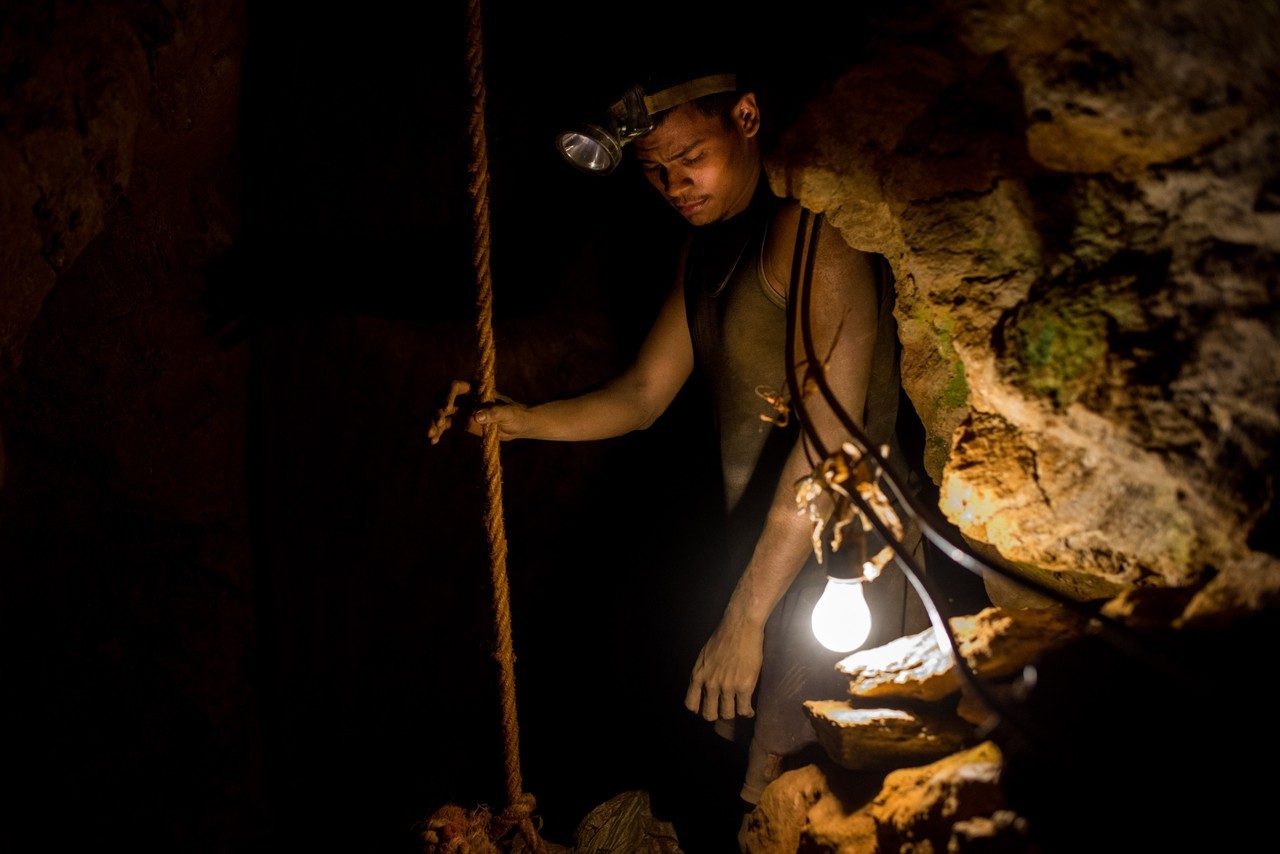 MINEROS EN VENEZUELA. Un minero instaló un campamento en El Callao, Venezuela. El ejército ha estado luchando durante meses para dominar El Callao, para desarrollar una región rica en minerales que el gobierno llama el Arco Minero del Orinoco....