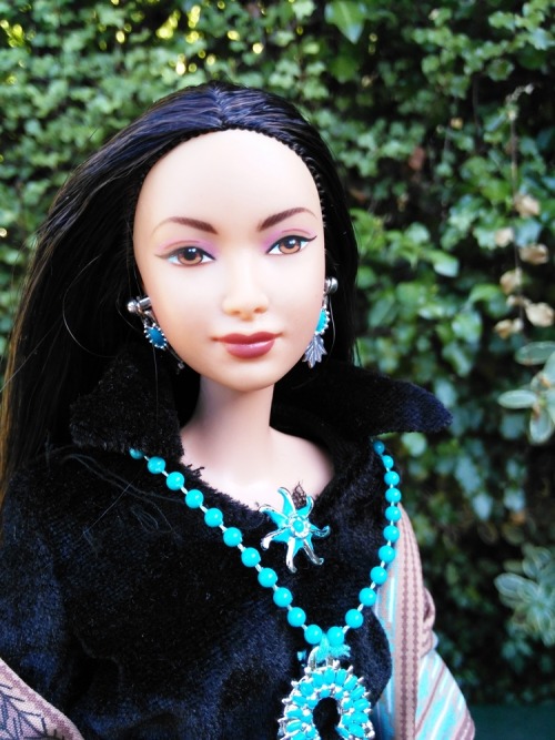 dolljunk:Here’s my Princess of Navajo doll rebodied onto a MTM body and her straightened out b