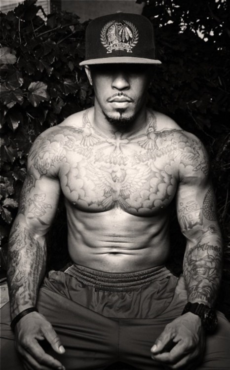 blackmalefreaks:  allmancandy:  Quintin W http://men2dope.com/quintin-w/  B.M.F #TeamFreaks #TeamSexy #whitemalefreaks Wednesday!!