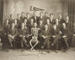 vintagehandsomemen:  Group photograph of medical students, 1912.  