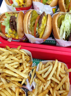 theeaviator:  In-N-out