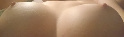 Porn photo boobs-n-nipples:  Perfect handfulsFollow