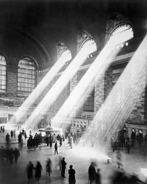 undr: Library of Congress. Grand Central Terminal. New York. 1930s - 1950s