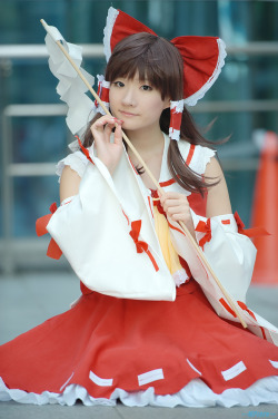 Touhou Project - Reimu Hakurei (Kishigami