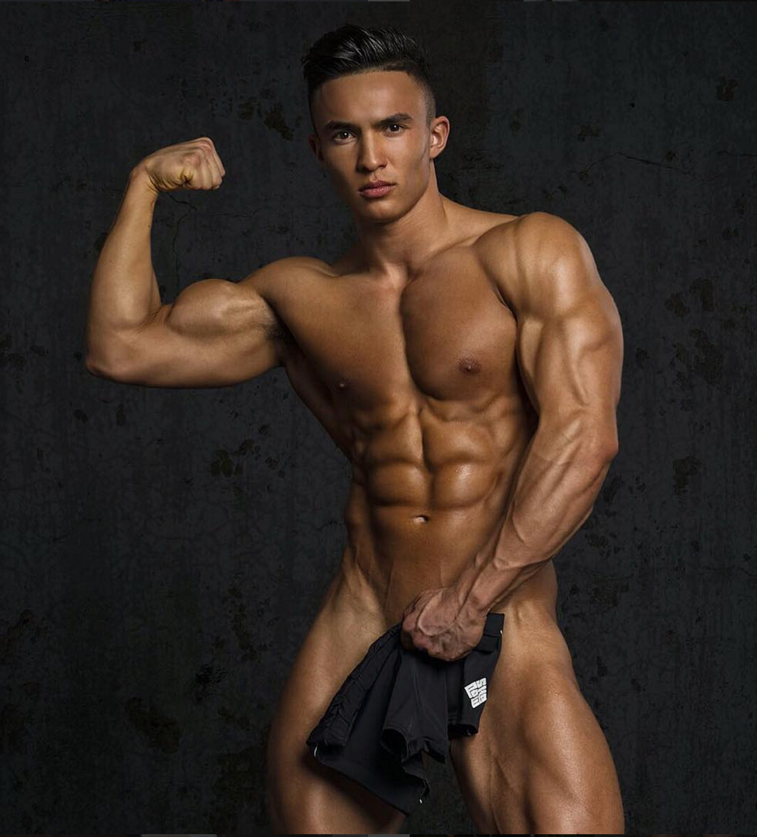 Join our collective muscleboys blog â€œbestofshirtlessâ€. The best pictures