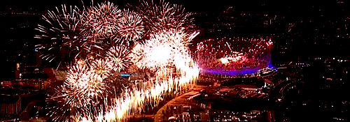 crushalltheraspberries:   London 2013 & Sochi 2014 fireworks 