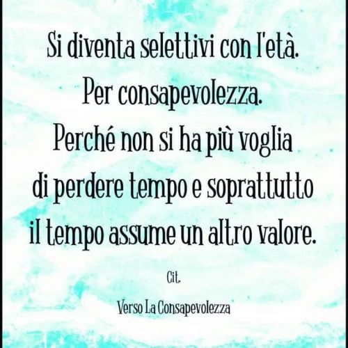 Dopo una grande sofferenza deve esserci un periodo embrionale, in cui metabolizzi il male e curi le ferite…
Per poter accogliere serenamente e con consapevolezza ciò che la vita ti propone, anche selezionando ciò che fa bene alla tua anima…
E quando...