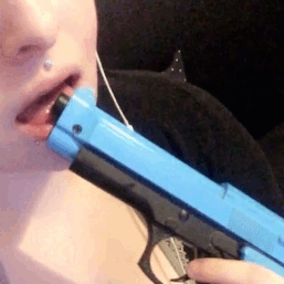 opalxenomorph: There is a certain follower who’ll love this shots fired